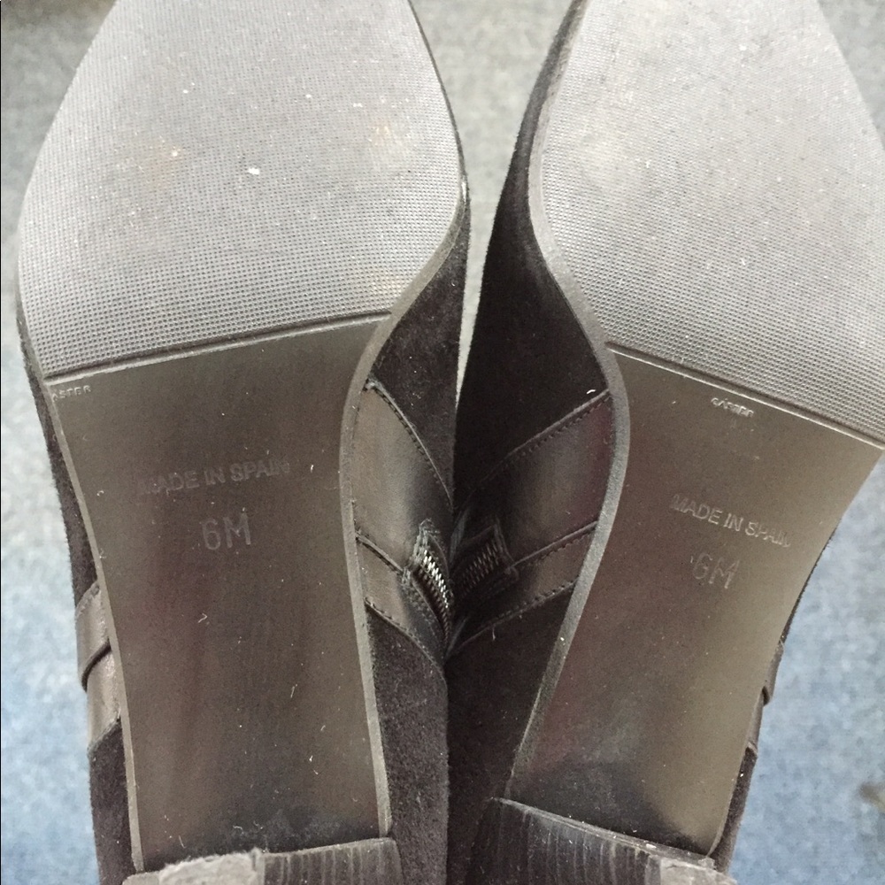 Boots - Picture 4 of 4